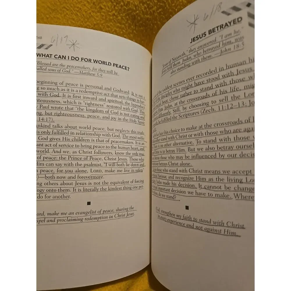 Every Day God's Way 365 Devotions on Hope